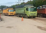 Antrean Solar Mengular di SPBU Sumbar, Warga Keluhkan Kelangkaan BBM