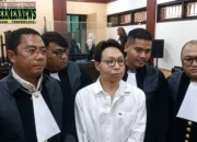 Dokter Richard Lee Jalani Sidang Perdana, JPU Bacakan Dakwaan Dugaan Peredaran Produk Kesehatan Ilegal