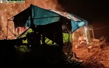 Polsek Sangir Jujuan Tertibkan PETI di Sungai Mou-Mou, Sejumlah Peralatan Tambang Dimusnahkan