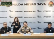 Lima Tersangka Fake BTS Dibekuk, Sebar SMS Palsu di Jalur MRT Jakarta