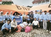 Universitas Muhammad Nasir Bukittinggi Salurkan Bantuan untuk Korban Galodo di Solok